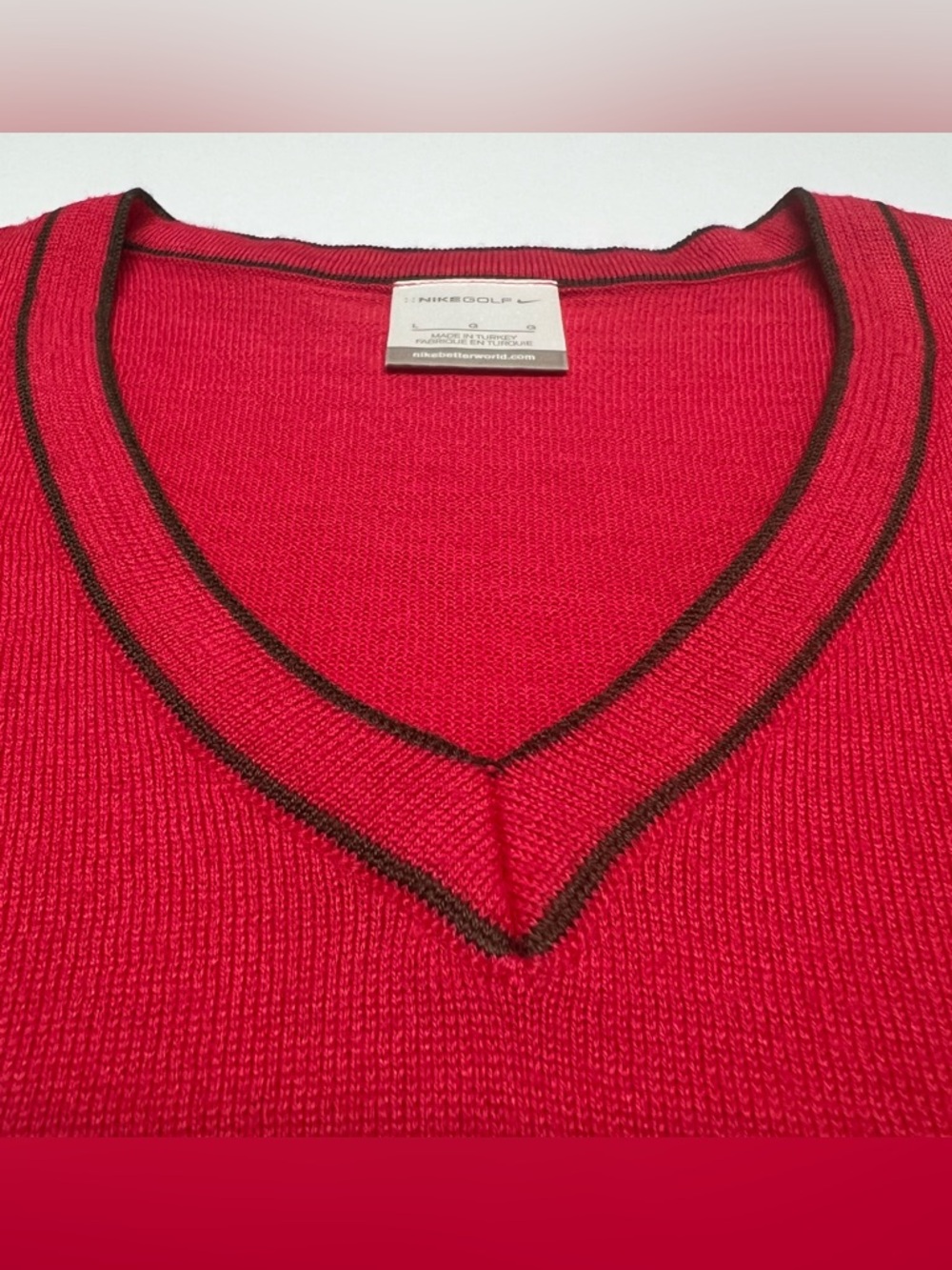 NIKE Golf Red V-Neck Sweater Women’s Large Ribbed Sleeve Lightweight Pullover - Picture 5 of 7